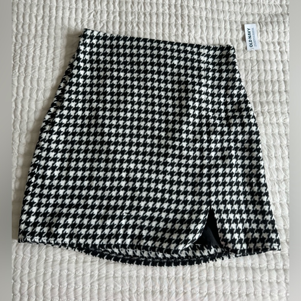 High waisted plaid mini skirt